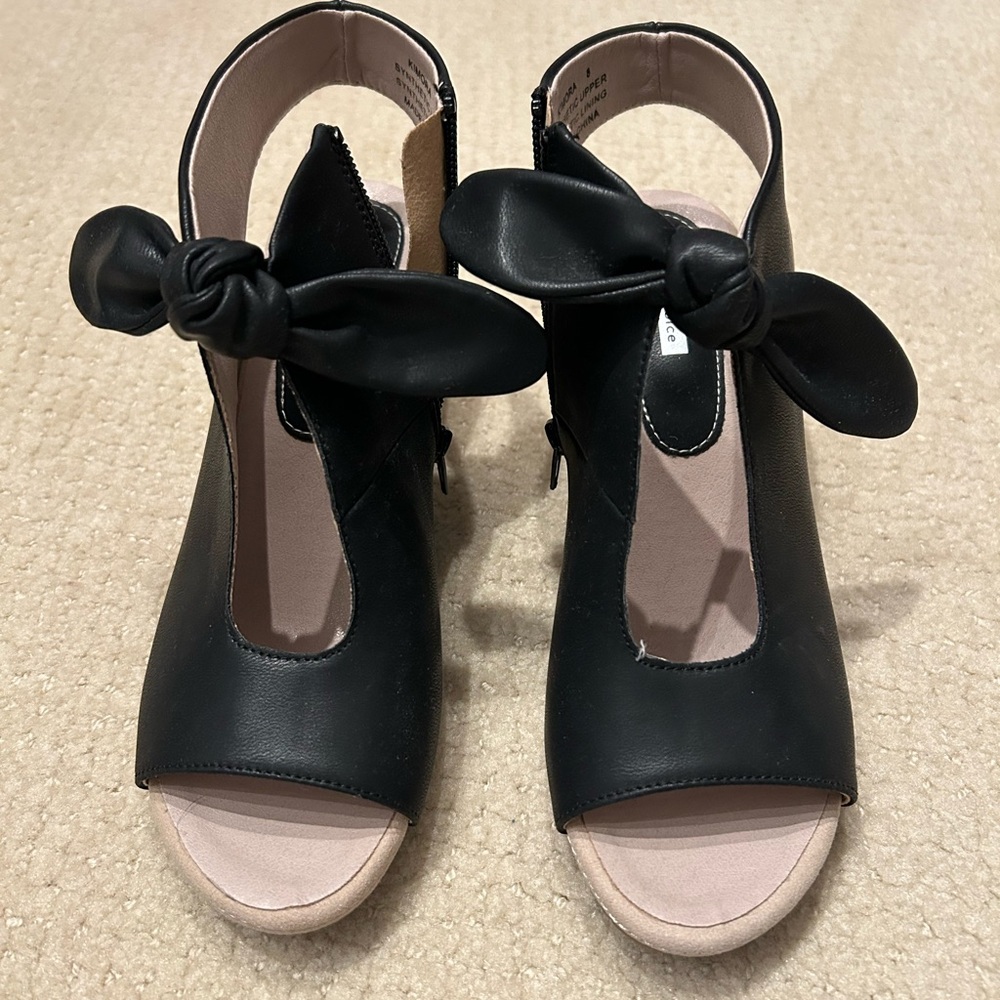 Black Women's Sandals